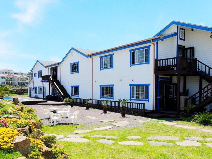 Exterior & Views, Jeju White Dream Pension, Jeju