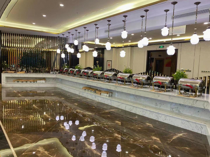 Food & Drinks 4, Huanren Longxing International Hotel, Benxi