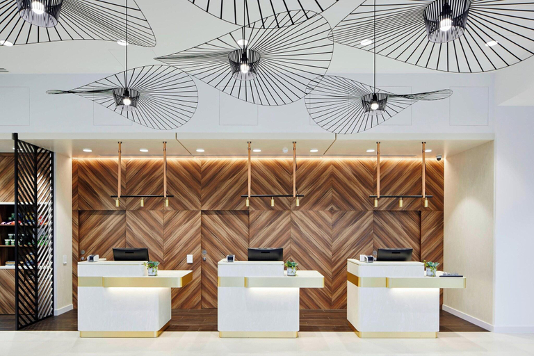 Public Area 3, Courtyard by Marriott Luton Airport, Luton