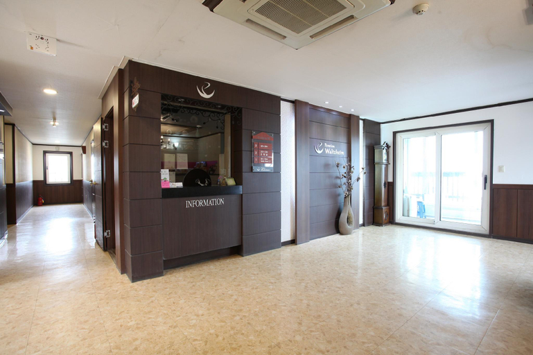 Others 3, Taean Mallipowalzheim Pension, Taean