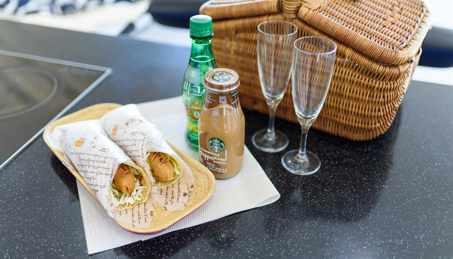 Food & Drinks, Sokcho Cozy Theme Pension, Goseong