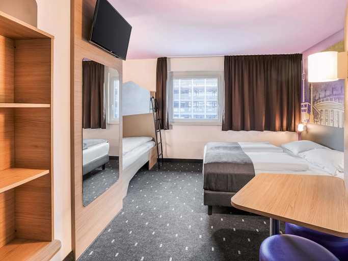 Bedroom 4, B&B Hotel Stuttgart-Vaihingen, Stuttgart