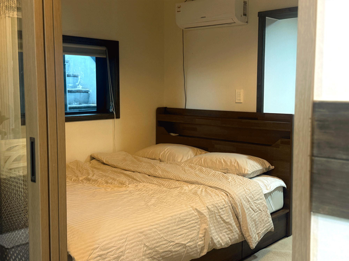 Bedroom 2, Jeju Angimnyeong Stay, Jeju