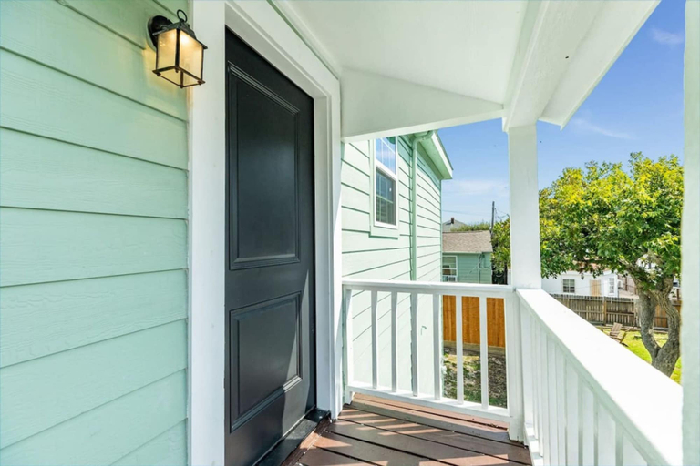Room 4, Have fun Relax and Stay Close to the Beach, Galveston