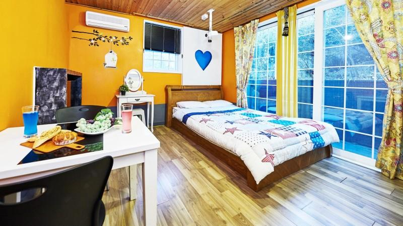 Bedroom 2, Gapyeong Valley Pension, Gapyeong