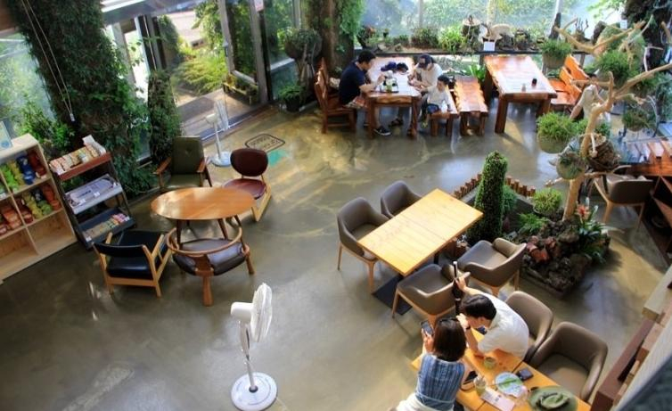 Food & Drinks 4, Namhae Seokbu Garden, Namhae