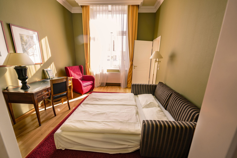 Bedroom 2, Louisa's Place, Berlin