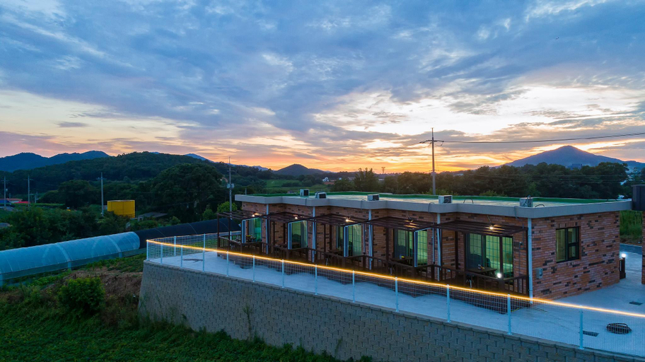 Exterior & Views 4, Ganghwa Soljeong Pension, Ganghwa