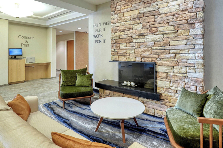 Public Area 2, Fairfield Inn & Suites by Marriott Woodbridge, Union