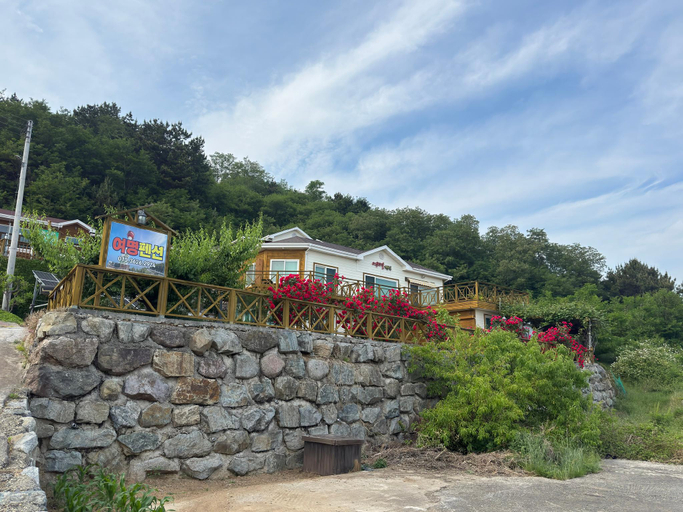 Others 3, Yeongdeok Yeomyung Pension, Yeongdeok