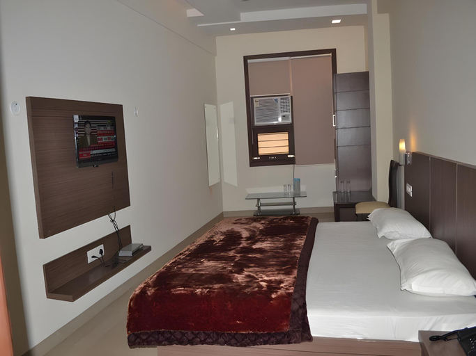 Bedroom 2, Hotel Lals Inn, Firozabad