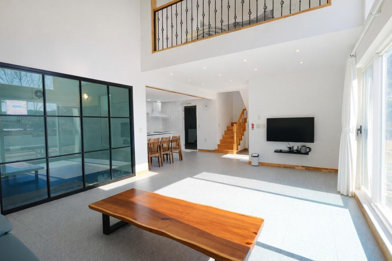 Others 3, Gangneung Peach 203 Pension, Gangneung