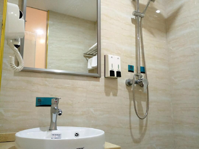 Bathroom 3, City Chain Hotel (Longgang Nanlian), Shenzhen