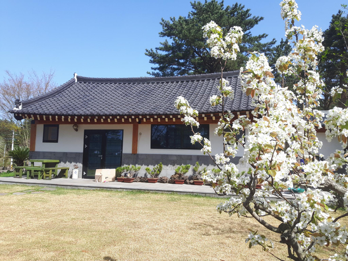 Others 5, Jeju Aewol Hanok Pension, Jeju
