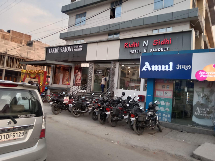 Others 5, Hotel Ridhi N Sidhi Bettiah, Pashchim Champaran