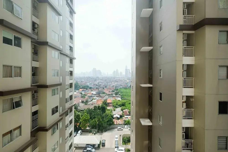Exterior & Views 2, Cozy Living Studio At Pakubuwono Terrace Apartment, South Jakarta