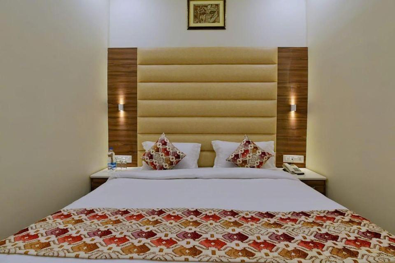 Bedroom 3, Hotel Yonit Inn, Amritsar