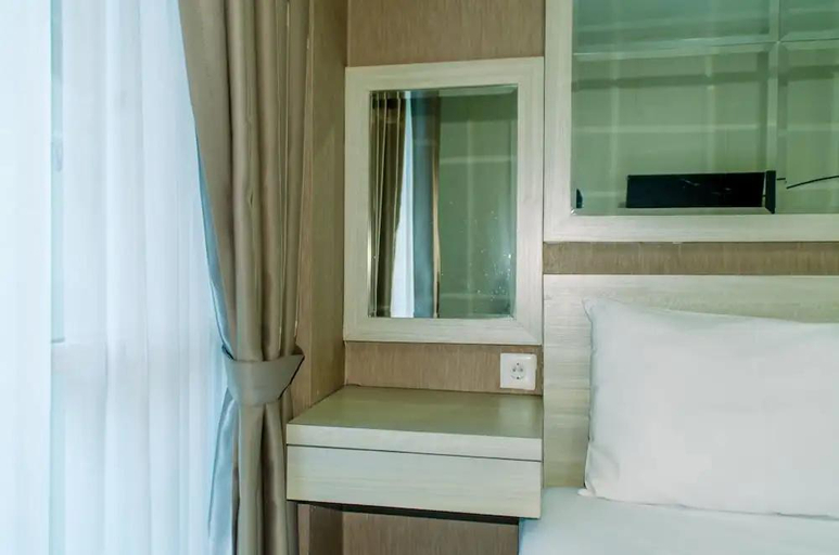 2, Homey And Warm Studio Room At Tifolia Apartment, East Jakarta