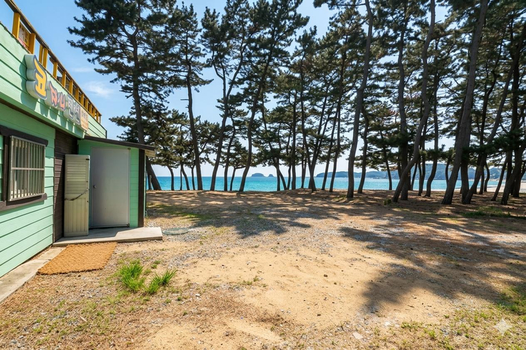 Others 3, Taean Kozani Pension, Taean