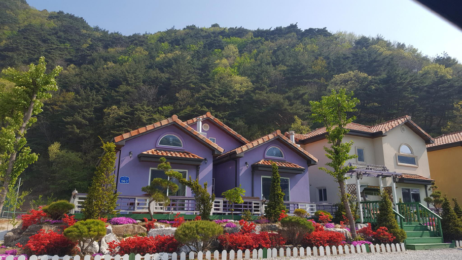 Exterior & Views 4, Muju The Day Pension, Muju