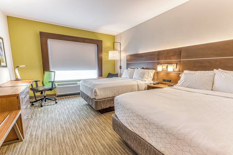 Bedroom 4, Holiday Inn Express & Suites RANTOUL by IHG, Champaign