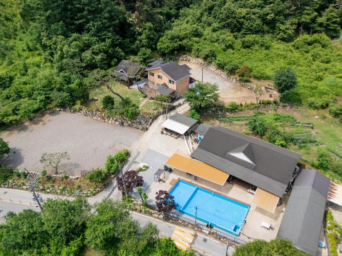 Exterior & Views 1, Yangpyeong munaen Star Pension, Yangpyeong