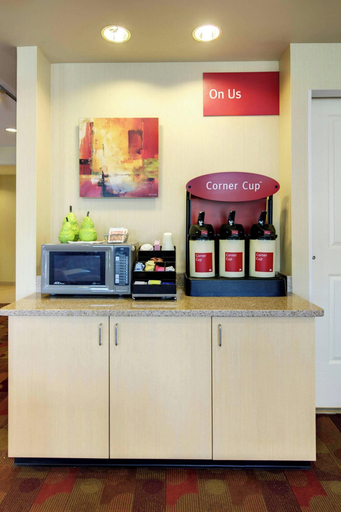Food & Drinks 5, TownePlace Suites Providence North Kingstown, Washington