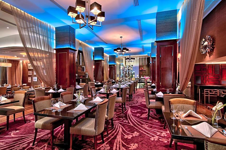 Food & Drinks 5, In Residence Bangkok Sukhumvit, Wattana
