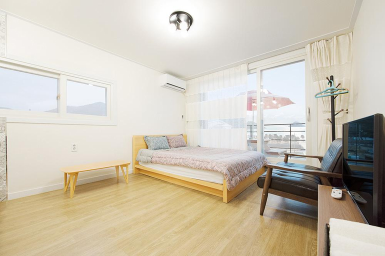 Bedroom 3, Namhae Playa, Namhae
