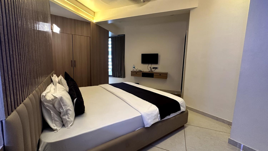 2, HOTEL 9 SQUARE RAJKOT, Rajkot