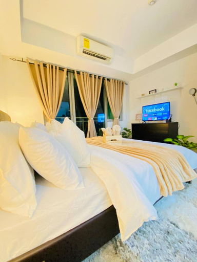 Bedroom 2, Azure Paris Hilton Staycation, Parañaque