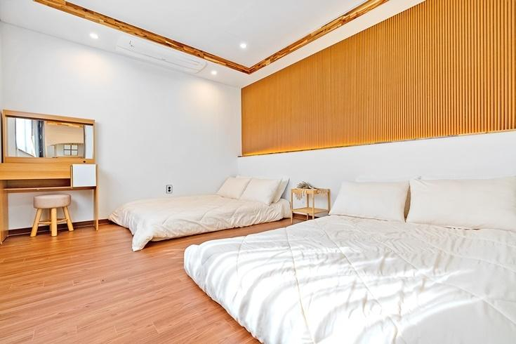 Bedroom, Gyeongju Hello Jeju Pool Villa, Gyeongju