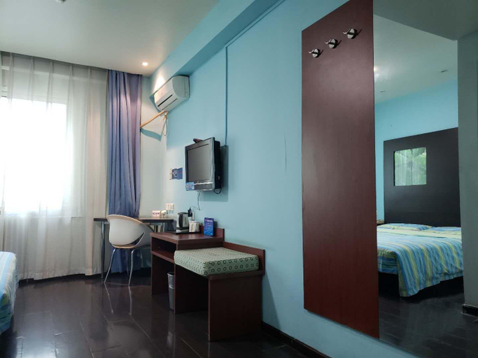 Bedroom 1, Super 8 Hotel (Beijing Huairou Kaifang Road), Beijing