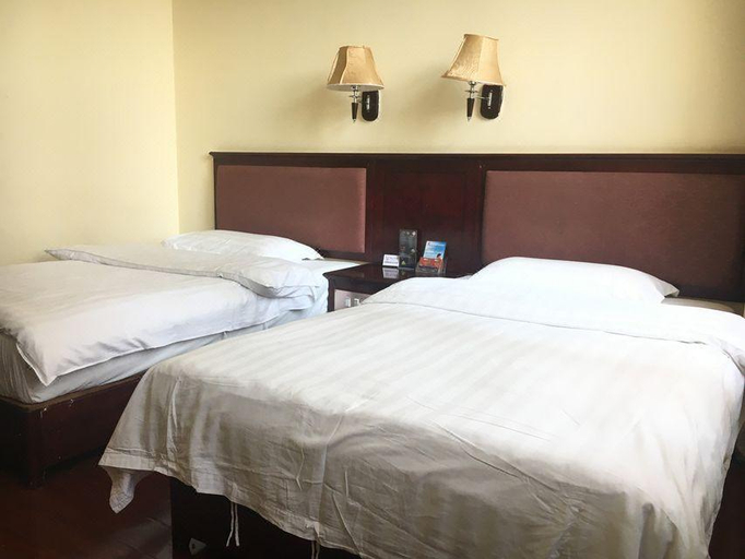 Bedroom, Wenlin Restaurant, Kunming