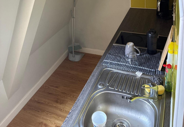 Private kitchen, Apartment Sleeps 1 With Parking, Nottingham