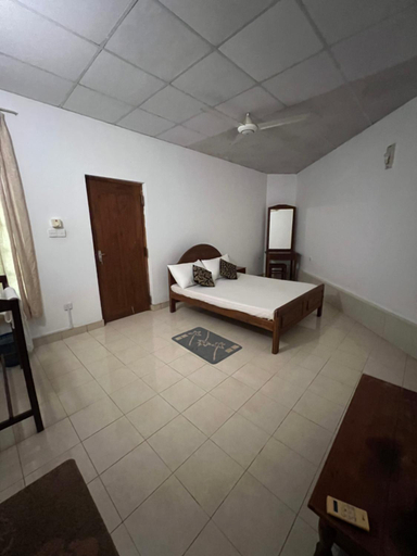 Bedroom 3, Savon Rich Garden Resort , Mihinthale