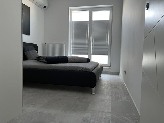 Bedroom 3, Stunning 2-Room Penthouse Lakeview W11, Municipiul Bucuresti
