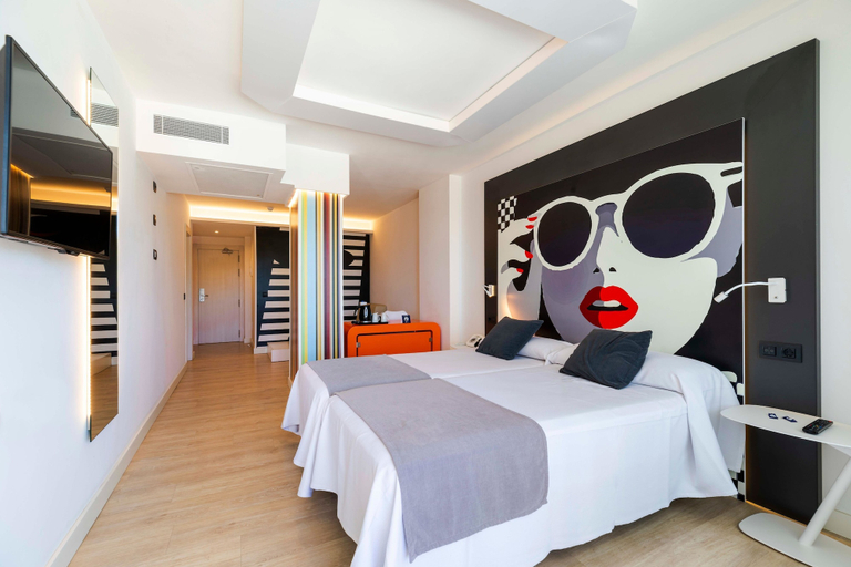 Bedroom 4, Hotel THB Naeco Ibiza - Adults Only, Baleares