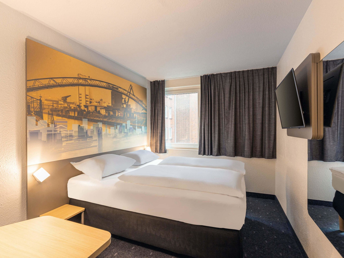 Bedroom 3, B&B HOTEL Duisburg HBF Nord, Duisburg