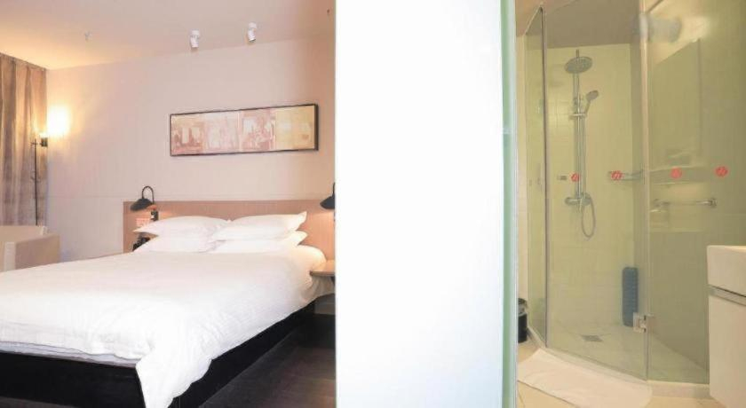 Bedroom 2, Jinjiang Inn Select Urumqi Midong Avenue, Ürümqi