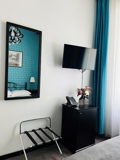 Bedroom 2, Vila Prešeren, Bled