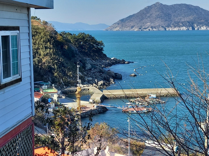 Others 2, Tongyeong Yokji Iris Pension, Tongyeong
