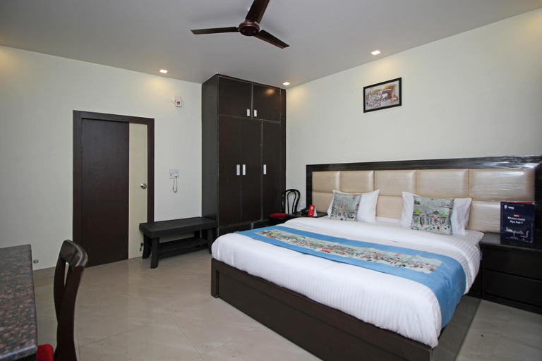 Bedroom 4, US Executive Suites, Gurgaon