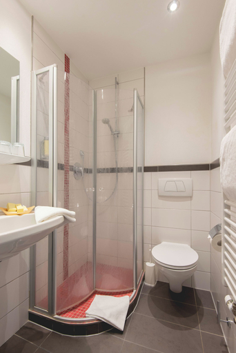 Bathroom 5, Hotel Restaurant Martha, Main-Tauber-Kreis