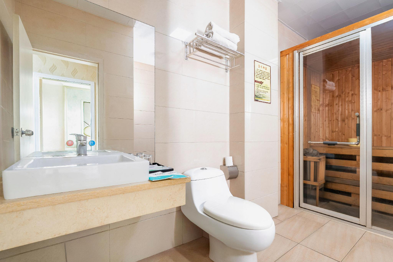 Bathroom 3, Zhiyun Business Hotel, Dongguan