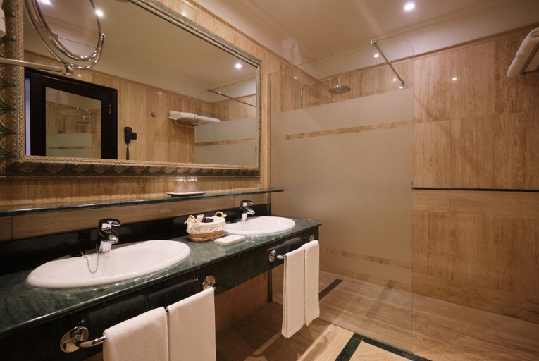 Bathroom 5, 1881 Tenerife Madrigueras Golf Hotel, Santa Cruz de Tenerife