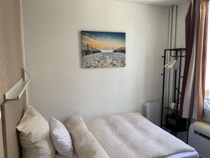 Bedroom 3, Logis Hôtel Villa Victorine, Alpes-Maritimes