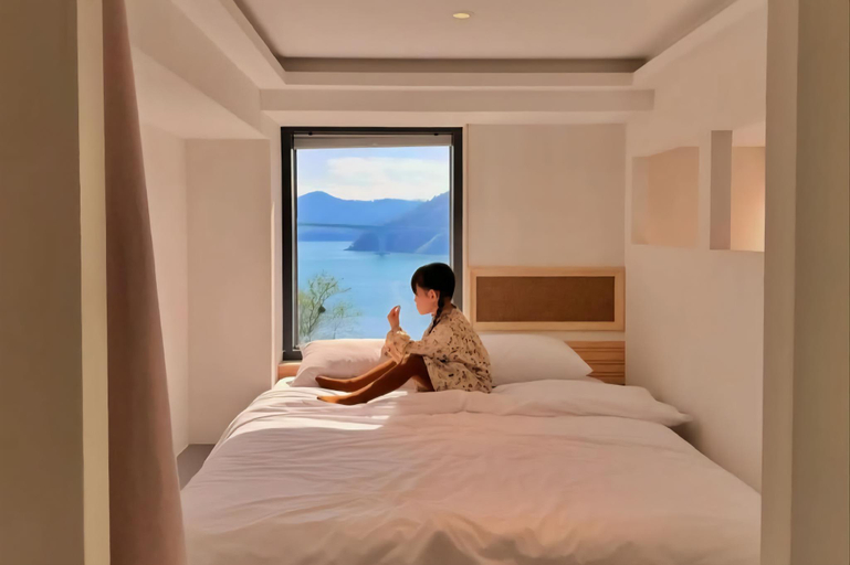 Bedroom 2, Yeosu LeBlanc Pool Villa, Yeosu