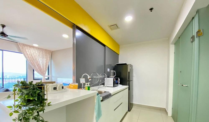 Others 4, Suite Trefoil Setia City Shah Alam, Shah Alam