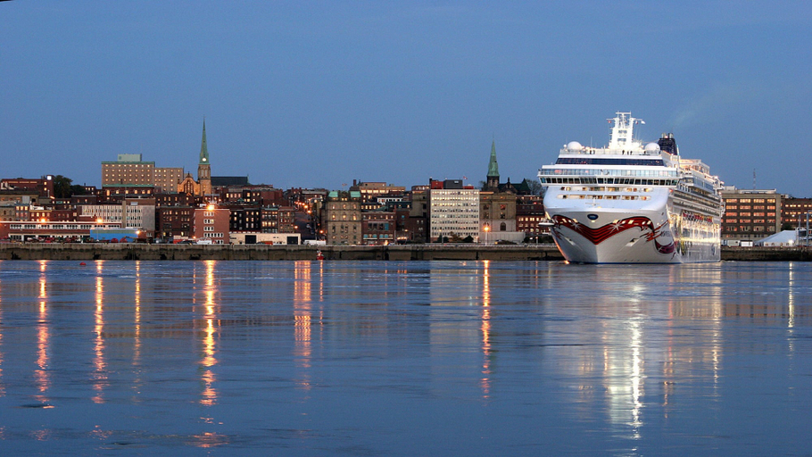 Exterior & Views 5, Holiday Inn Express & Suites SAINT JOHN HARBOUR SIDE by IHG, Saint John